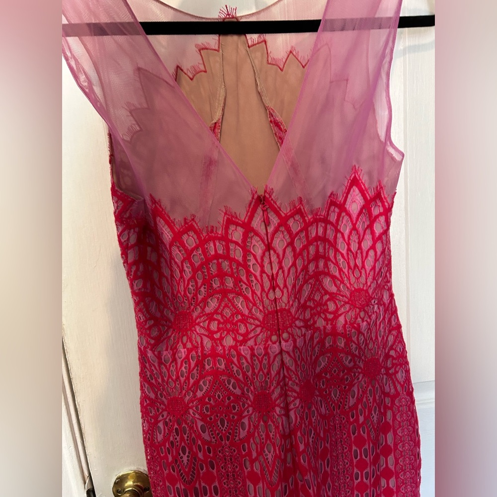 BCBG Maxazria Elinor Sleeveless Lace Gown Pink Rasberry Size 8 - Picture 15 of 17